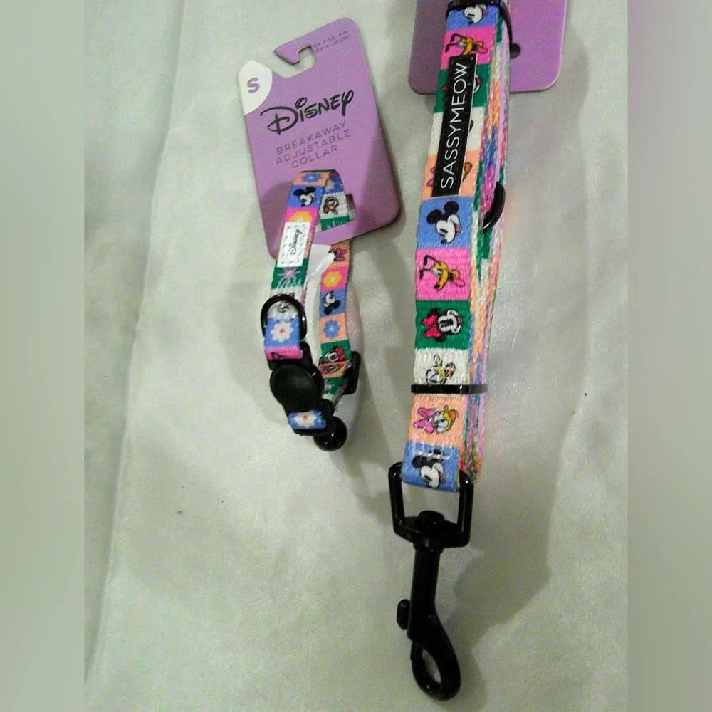 Sassy Meow Disney Floral Squares Collar & Matching Leash (S)